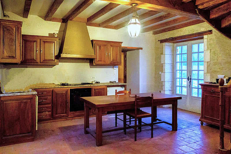 French property for sale in Cherval, Dordogne - €130,000 - photo 1