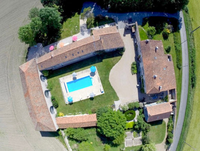 French property for sale in Surgères, Charente-Maritime - €1,547,600 - photo 9