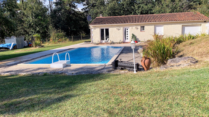 Maison à vendre à Saint-Martin-de-Ribérac, Dordogne - 199.800 € - photo 1