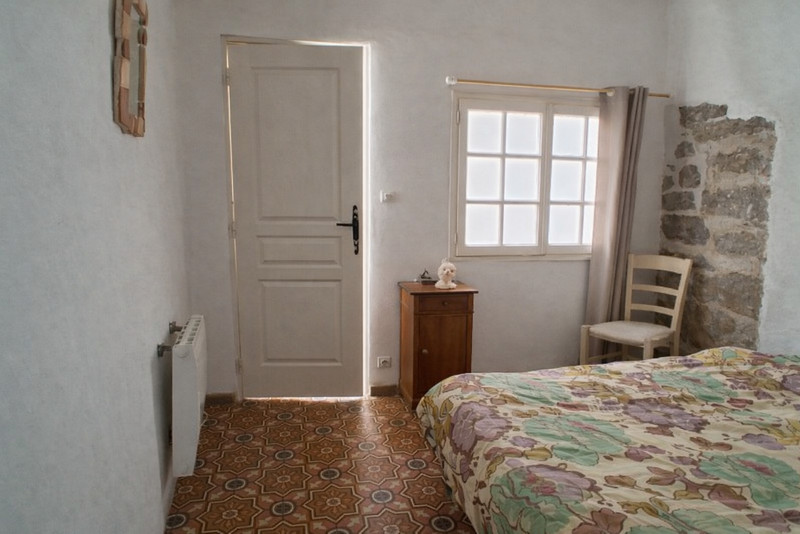 French property for sale in Pézenas, Hérault - €225,000 - photo 6