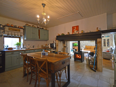 French property for sale in Corgnac-sur-l'Isle, Dordogne - €162,000 - photo 2
