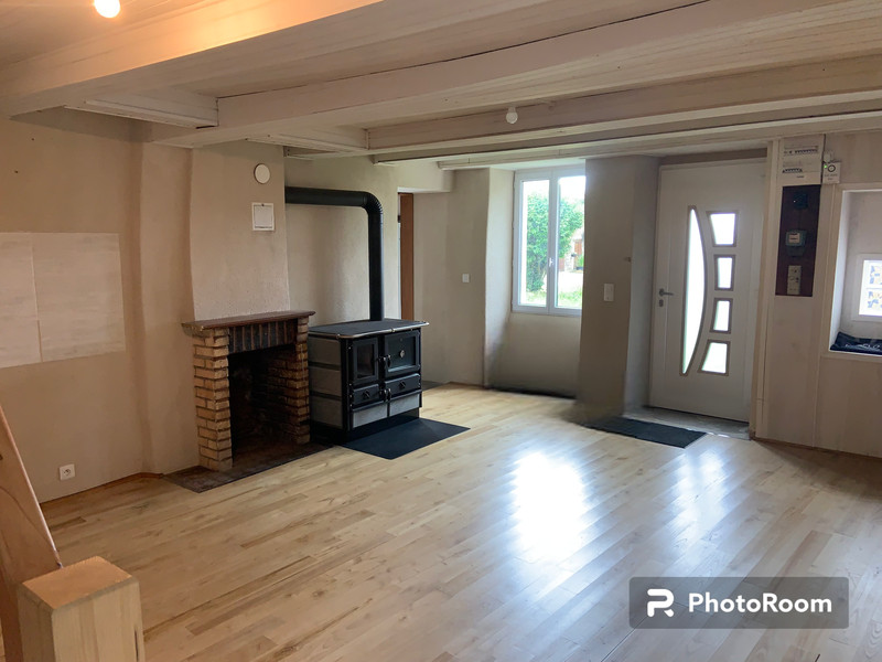 French property for sale in Châlus, Haute-Vienne - &#8364;116,630 - photo 3