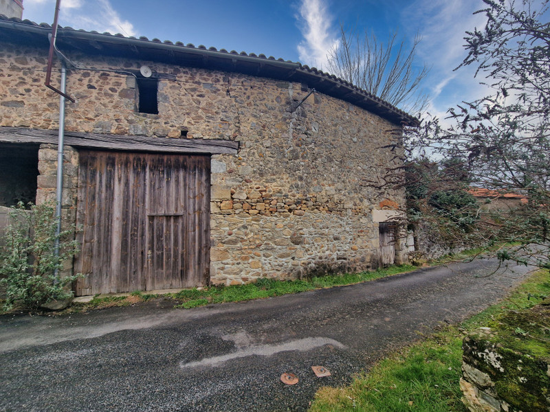 French property for sale in Roussines, Charente - €36,600 - photo 1