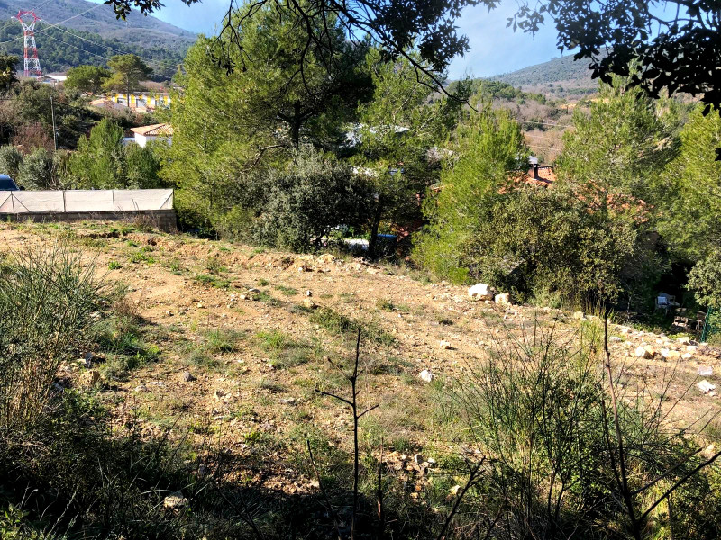 Terrain à vendre à Flassans-sur-Issole, Var - 115.000 € - photo 1