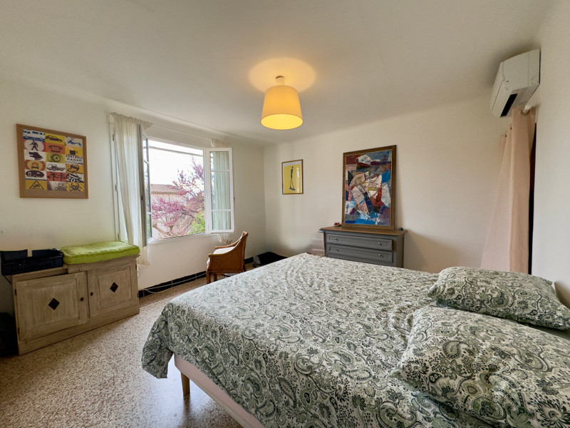 French property for sale in Maussane-les-Alpilles, Bouches-du-Rhône - €247,000 - photo 5