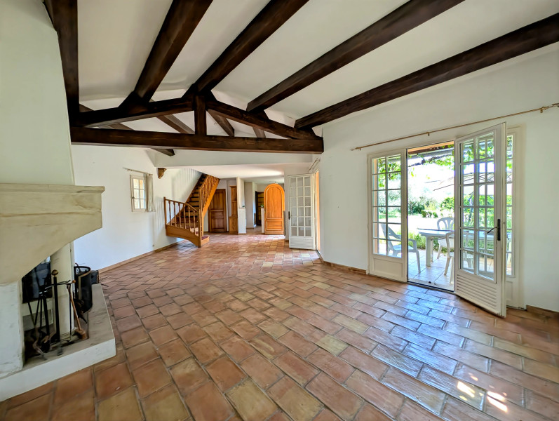 French property for sale in Vaison-la-Romaine, Vaucluse - €480,000 - photo 3