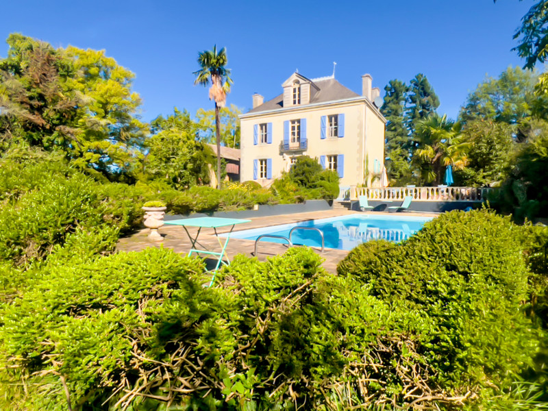 Propriété à vendre à Sainte-Dode, Gers - 572 250 €