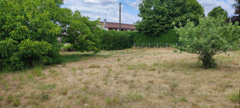 French property for sale in Bioussac, Charente - €61,600 - photo 4