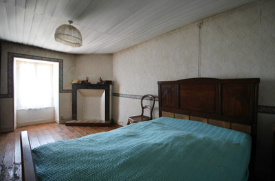 French property for sale in Lupsault, Charente - €66,600 - photo 7