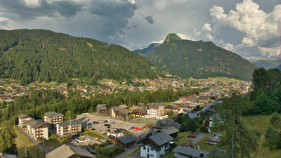 Ski property for sale in Morzine - €1,300,000 - photo 7