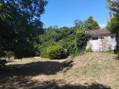 French property for sale in Saint-Dizant-du-Gua, Charente-Maritime - €267,500 - photo 4