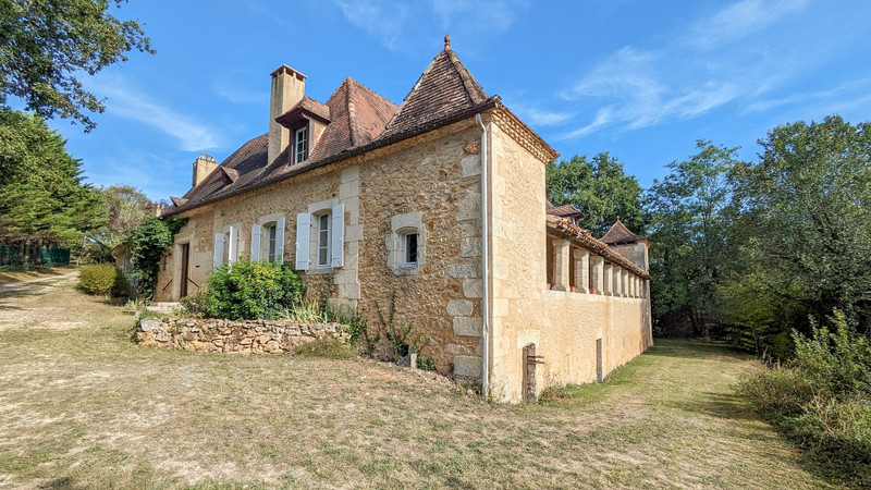 French property for sale in Douville, Dordogne - €474,750 - photo 3