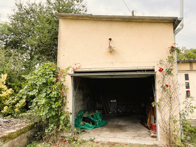 French property for sale in Abzac, Charente - €59,500 - photo 7