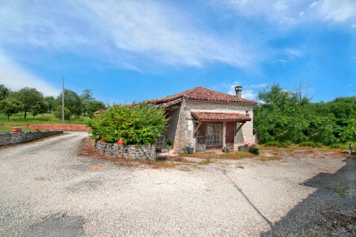 French property for sale in Monflanquin, Lot-et-Garonne - €333,900 - photo 3
