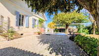 Propriété à vendre à Saint-Denis-de-Pile, Gironde - 520 000 € - photo n°8