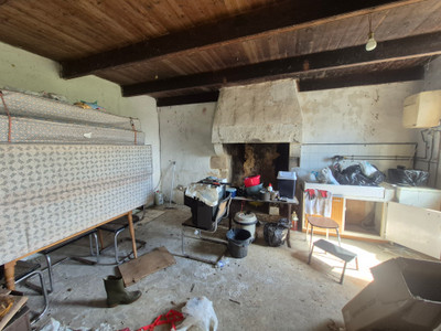 French property for sale in Bolazec, Finistère - €36,600 - photo 6