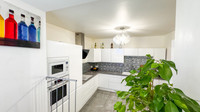 Maison à vendre à Lézignan-la-Cèbe, Hérault - 215.000 € - photo 2