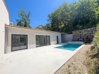 French property for sale in Buis-les-Baronnies, Drôme - €653,000 - photo 1