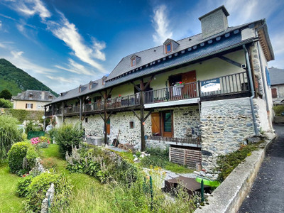 Maison à vendre à Pau, Pyrénées-Atlantiques, Aquitaine, avec Leggett Immobilier