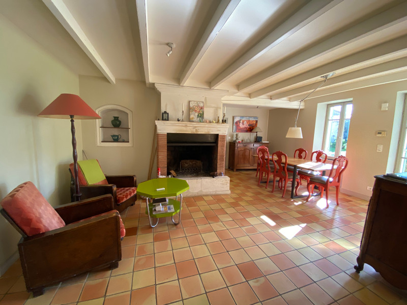 French property for sale in Bran, Charente-Maritime - €318,000 - photo 4