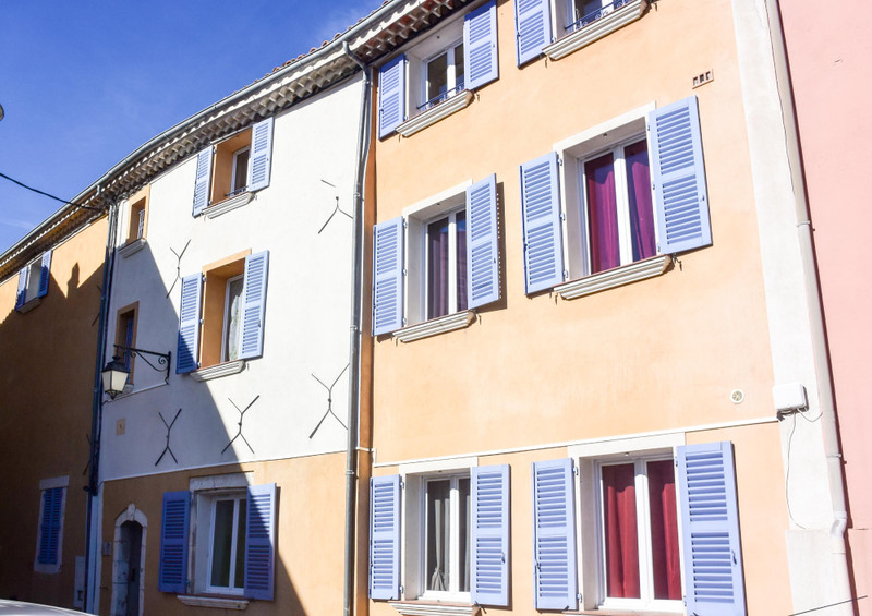 Appartement à vendre à Quinson, Alpes-de-Hautes-Provence - 86 000 € - photo 1 Appartement à vendre à Quinson, Alpes-de-Hautes-Provence - 86 000 € - photo 1