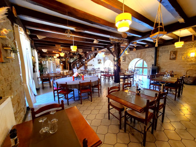 French property for sale in Condac, Charente - €689,000 - photo 6