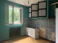 Maison à vendre à Saint-Priest-les-Fougères, Dordogne - 88.000 € - photo 3
