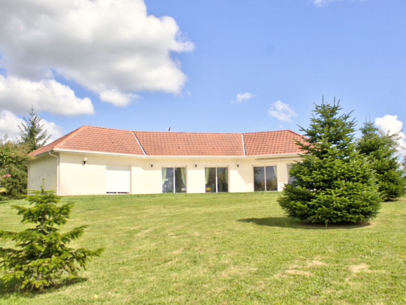 French property for sale in Salies-de-Béarn, Pyrénées-Atlantiques - €450,000 - photo 2