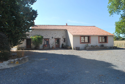 house for sale in Poitou-Charentes (Nouvelle Aquitaine)