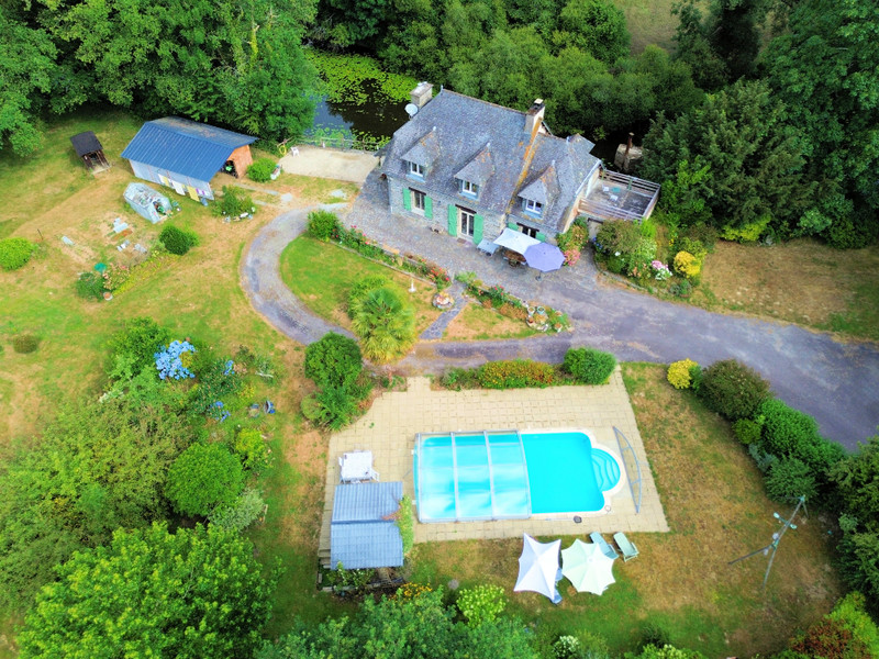 French property for sale in Ploërmel, Morbihan - €685,000 - photo 1