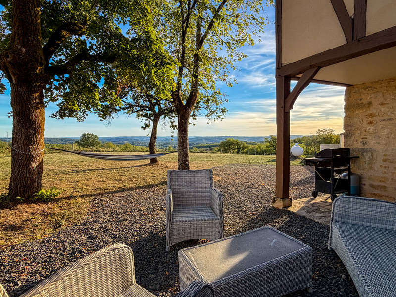 French property for sale in Salignac-Eyvigues, Dordogne - €328,600 - photo 2