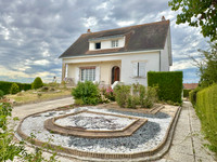 Maison à vendre à Loudun, Vienne - 190.000 € - photo 2