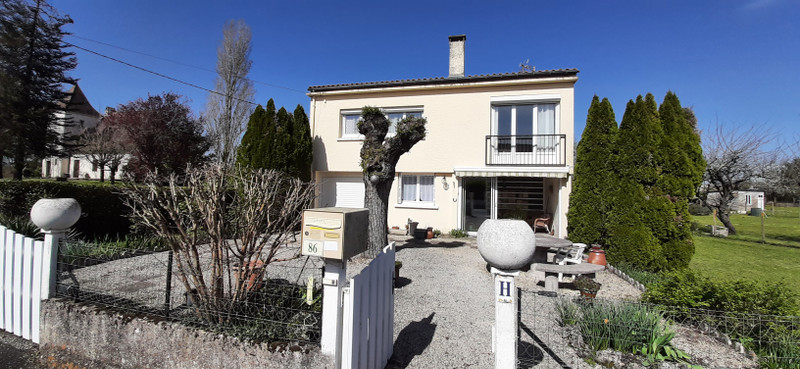 Maison à vendre à Verteillac, Dordogne - 130 800 € - photo 1