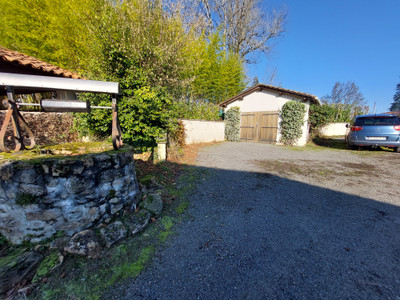 French property for sale in Roussines, Charente - €120,000 - photo 9