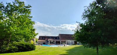 Maison à vendre à La Puye, Vienne, Poitou-Charentes, avec Leggett Immobilier