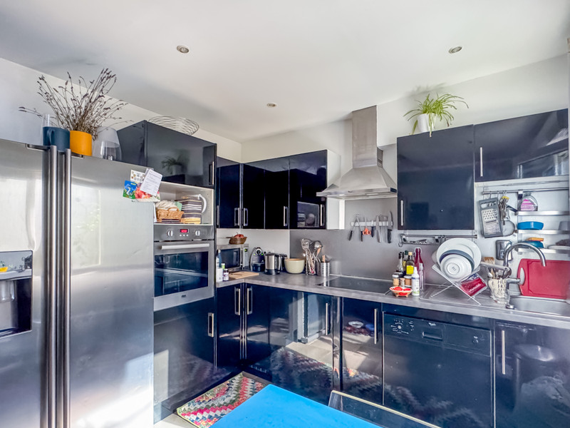 French property for sale in Asnières-sur-Seine, Hauts-de-Seine - €345,000 - photo 7