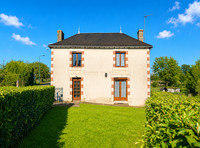 Propriété à vendre à Lathus-Saint-Rémy, Vienne - 82 000 € - photo n°1