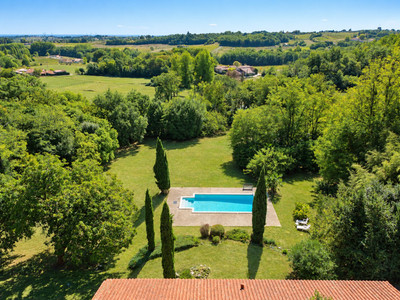 French property for sale in Mombrier, Gironde - €420,000 - photo 1