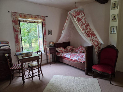 French property for sale in Monteignet-sur-l'Andelot, Allier - €360,000 - photo 4