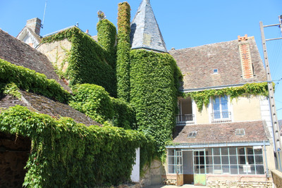Maison à vendre à Bonnétable, Sarthe, Pays de la Loire, avec Leggett Immobilier