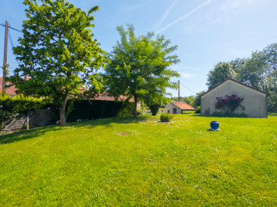 French property for sale in Prissac, Indre - €145,800 - photo 9