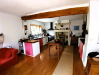 Maison à vendre à Charmé, Charente - 349 800 € - photo 2
