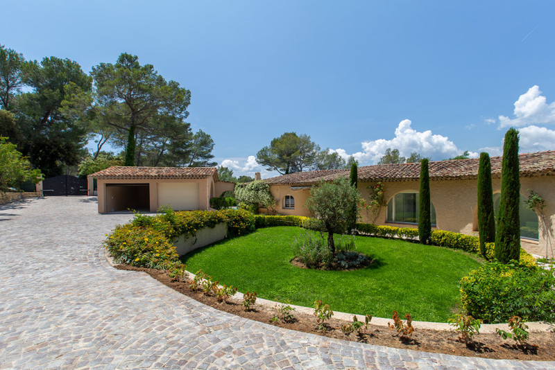 Maison à vendre à Mouans-Sartoux, Alpes-Maritimes - 3.990.000 € - photo 1