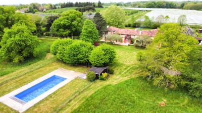Maison à vendre à Villeneuve-de-Marsan, Landes, Aquitaine, avec Leggett Immobilier