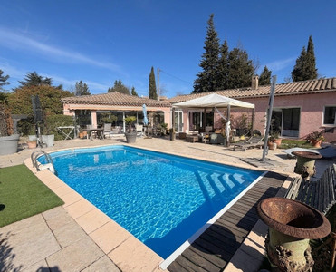 Maison à vendre à Cotignac, Var, PACA, avec Leggett Immobilier