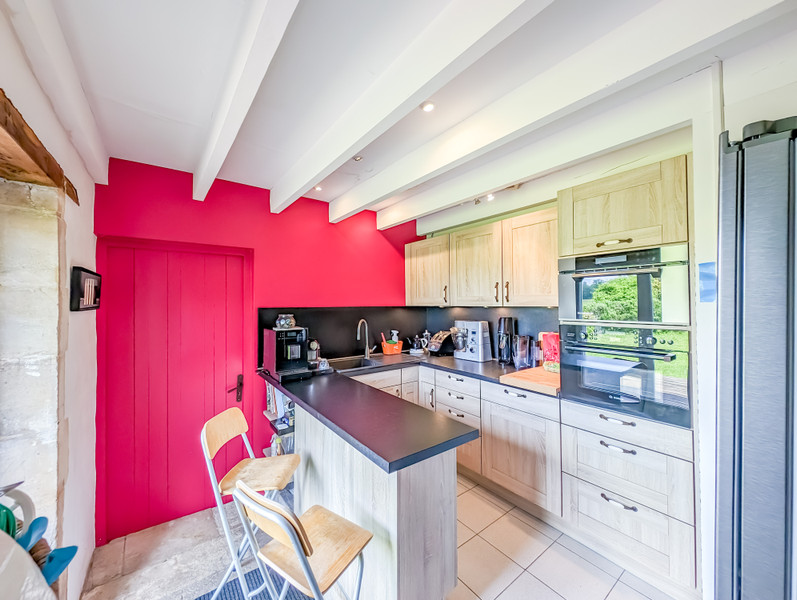 French property for sale in Chaunac, Charente-Maritime - €678,400 - photo 6