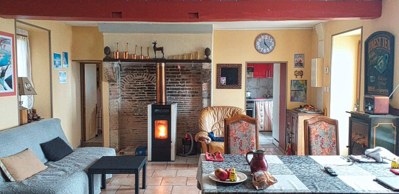 French property for sale in Montargis, Loiret - €744,680 - photo 5