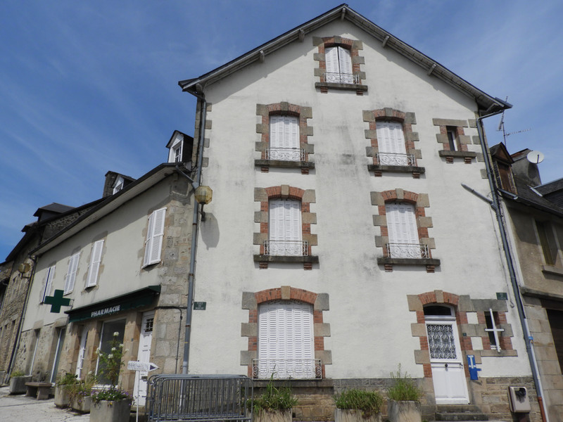 French property for sale in Chamberet, Corrèze - €94,600 - photo 5