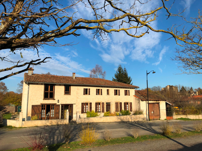 Maison à Montbrun-Bocage, Haute-Garonne - photo 1 Maison à Montbrun-Bocage, Haute-Garonne - photo 1