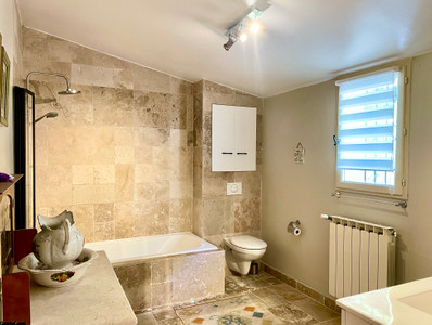 French property for sale in Vauvenargues, Bouches-du-Rhône - €1,590,000 - photo 8